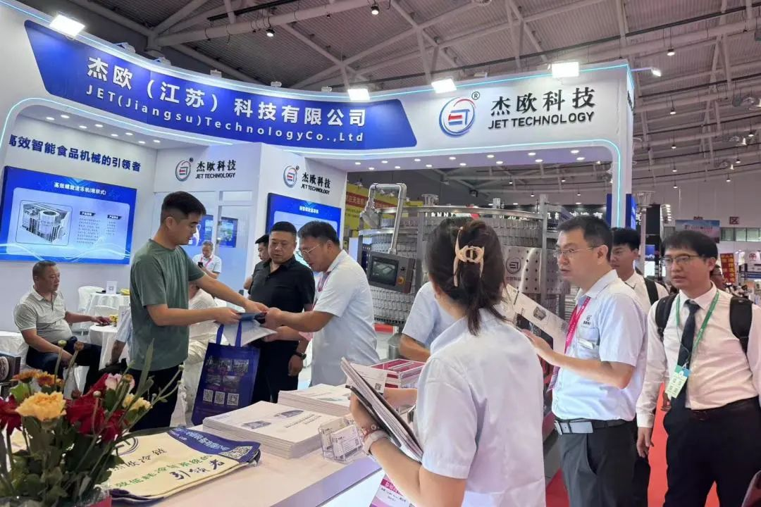 Exhibition Report 3 Exhibition Report 3